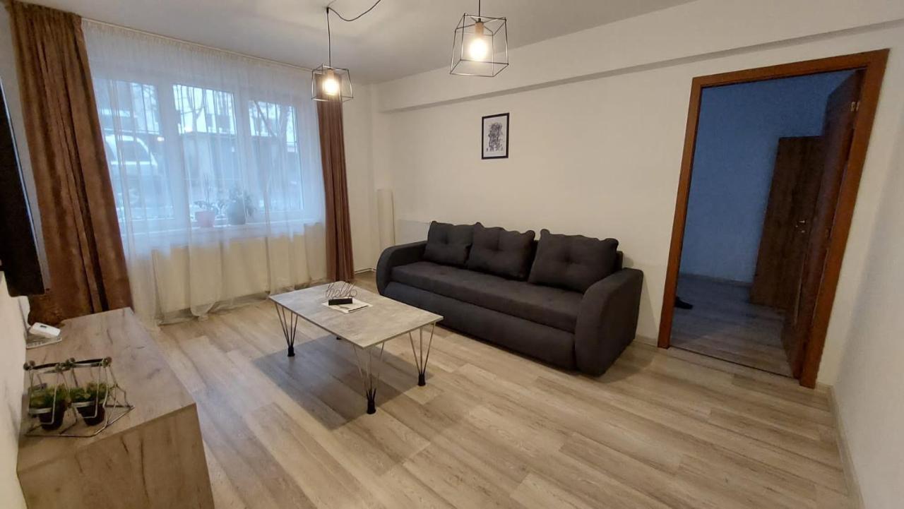 Youth Central Apartment Marosvásárhely Kültér fotó