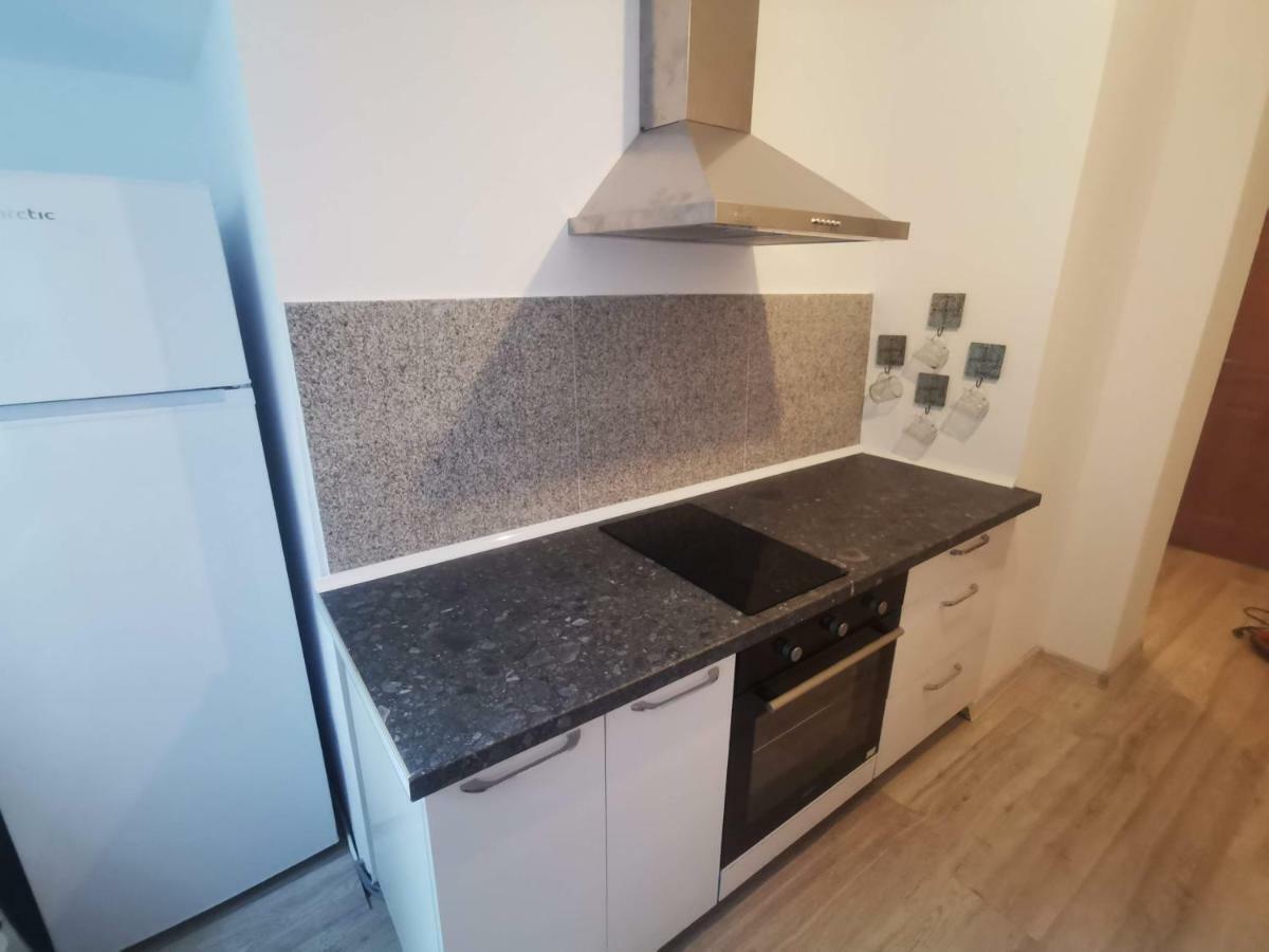 Youth Central Apartment Marosvásárhely Kültér fotó